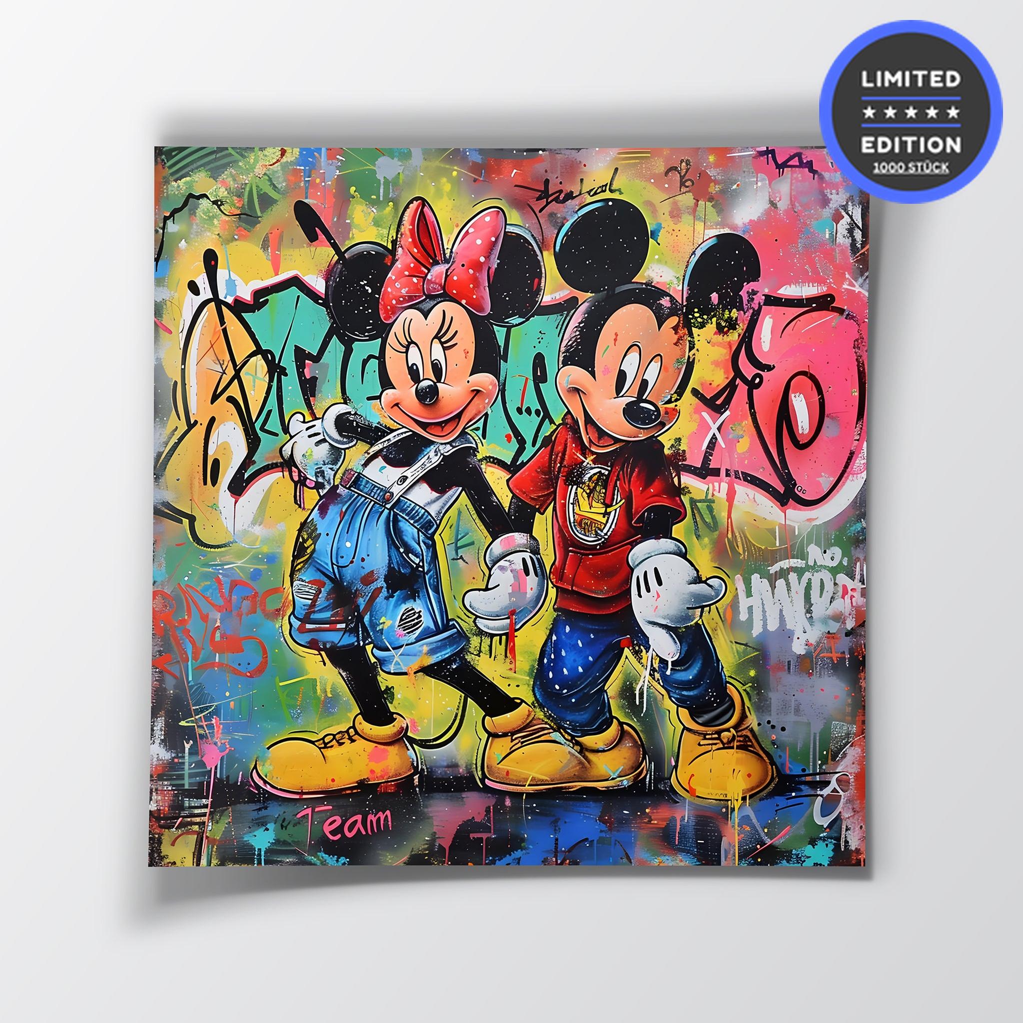 "DREAM TEAM MICKEY"