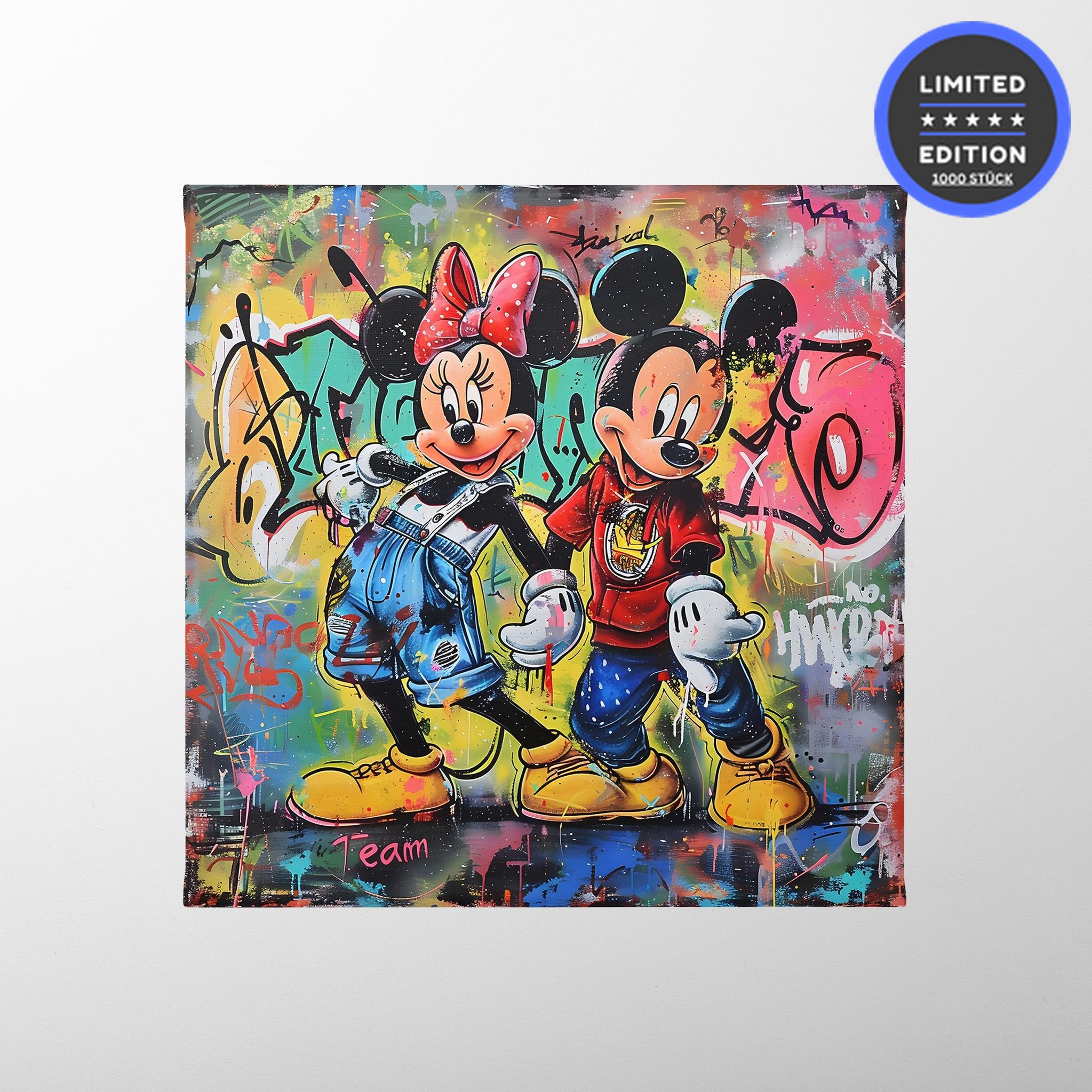"DREAM TEAM MICKEY"
