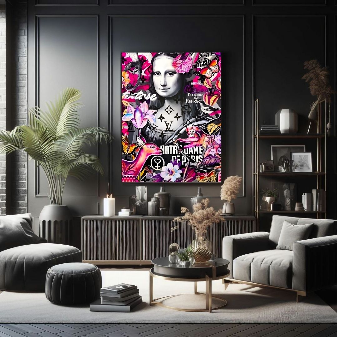 "THE BEAUTY MONA"
