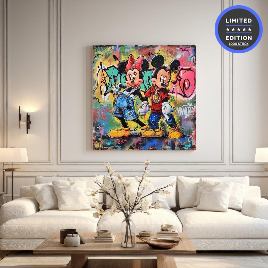 "DREAM TEAM MICKEY"