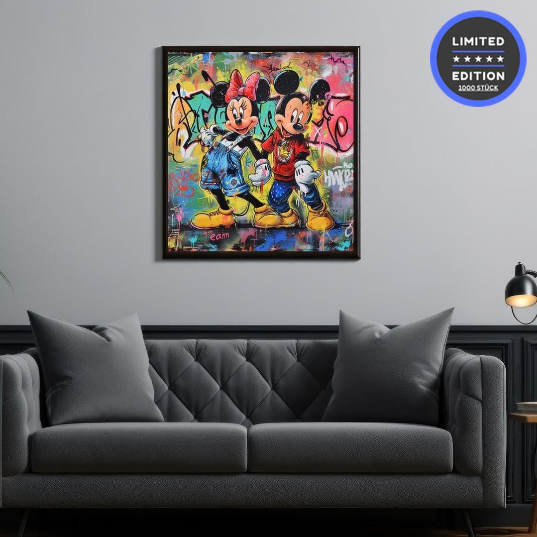 "DREAM TEAM MICKEY"