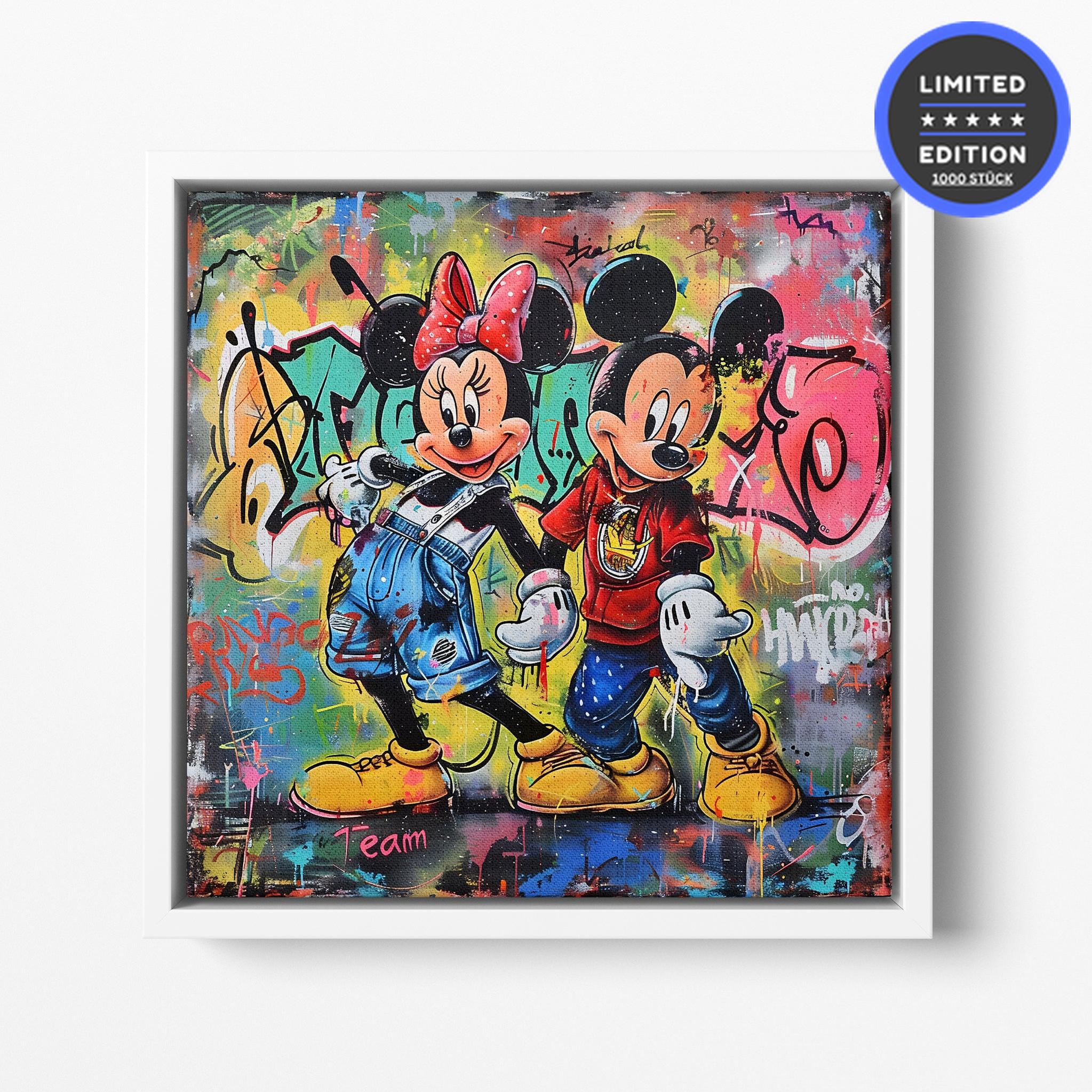 "DREAM TEAM MICKEY"