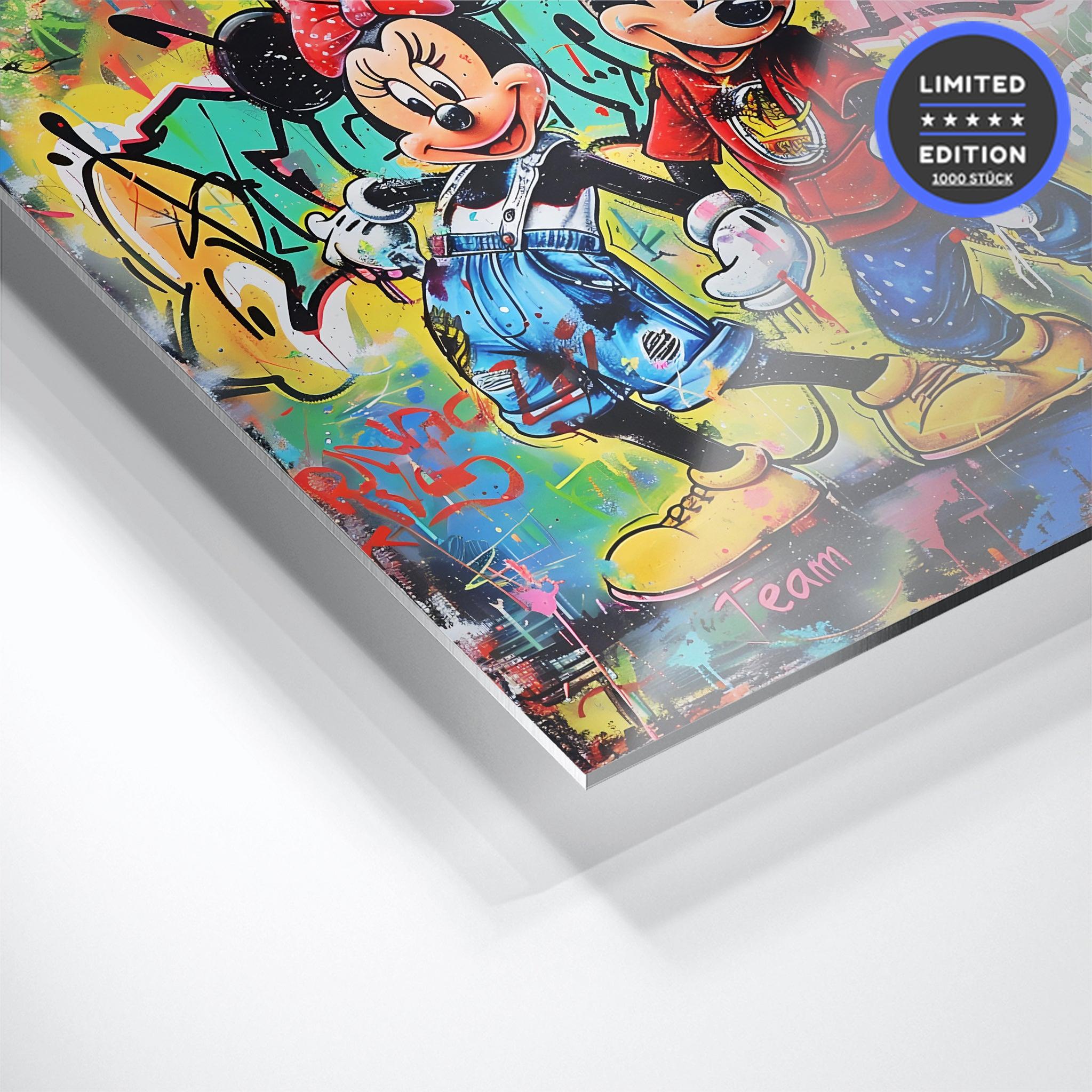 "DREAM TEAM MICKEY"