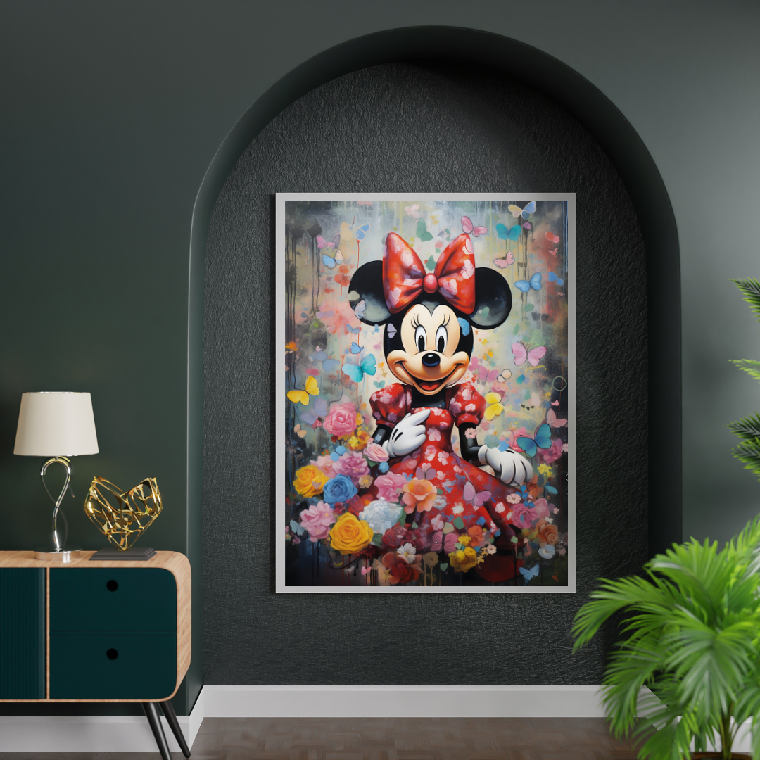 "MINNIE MOUSE"